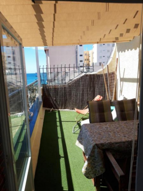 Ático centrico, 50m de la playa, vista al mar, wifi fibra, gran terraza